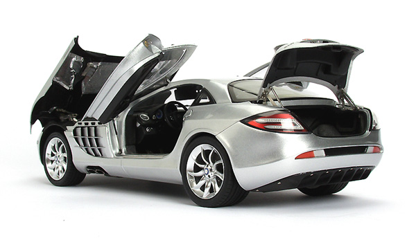 Mercedes Benz SLR McLaren