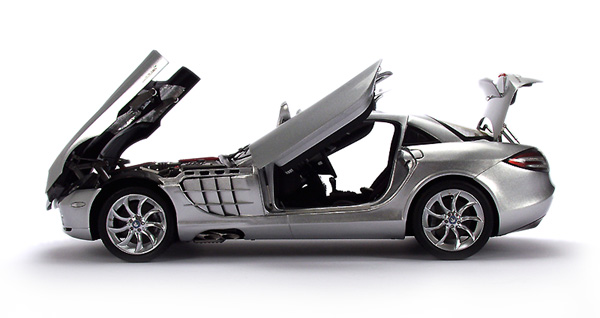 Mercedes SLR 1:12 CMC Modellauto