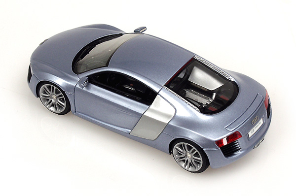 AUDI RSQ