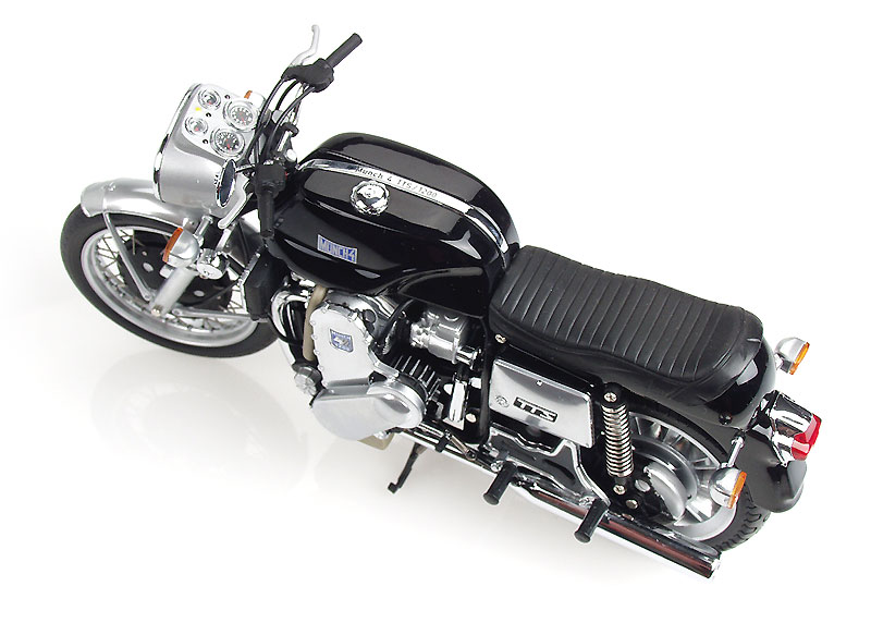 MINICHAMPS Motorrad Modell