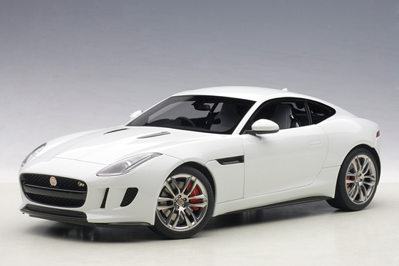 Autoart 73651 Jaguar F-Type R Coupe 2015 Polaris White