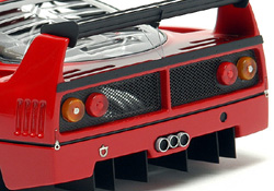 FERRARI F40 Heckansicht