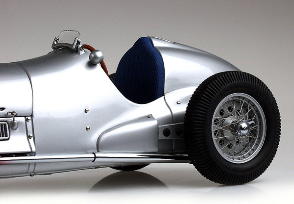 CMC MERCEDES BENZ W125 Speichenrad