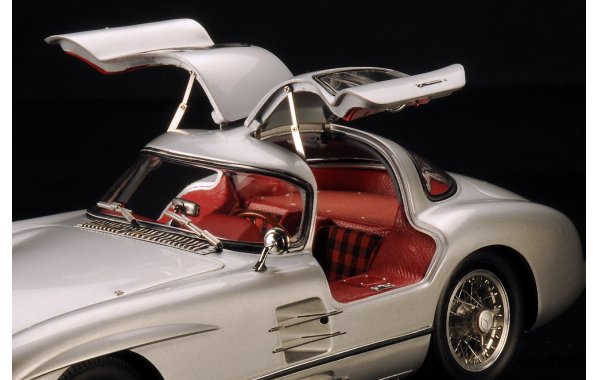 Bild 6 - Mercedes Benz 300 SLR Uhlenhaut Coupe