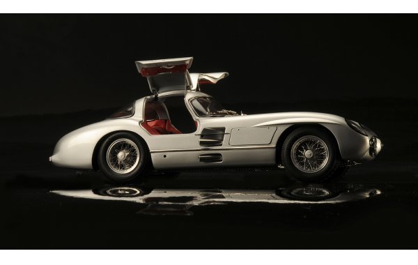 Bild 12 - Mercedes Benz 300 SLR Uhlenhaut Coupe