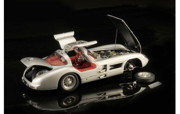Bild 16 - Mercedes Benz 300 SLR Uhlenhaut Coupe