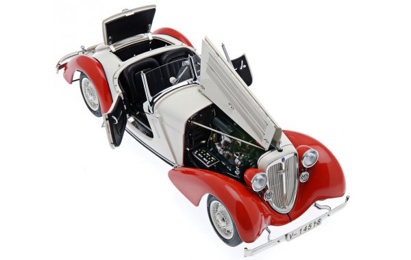 Bild 2 - Audi 225 Front Roadster