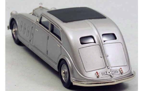 Bild 3 - Maybach DS8 Zeppelin Stromlinie