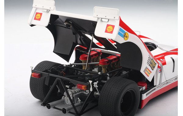 Bild 15 - Porsche 908/2 Watkins Glenn Redmann Siffert