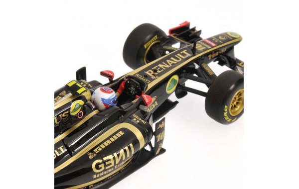 Bild 2 - Lotus-Renault GP R31 Vitaly Petrov 2011