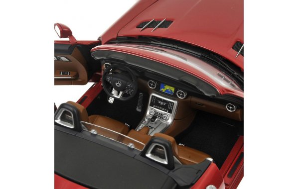 Bild 2 - Mercedes Benz SLS AMG Roadster