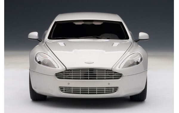 Bild 5 - Aston Martin Rapide 2010