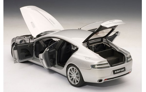 Bild 14 - Aston Martin Rapide 2010