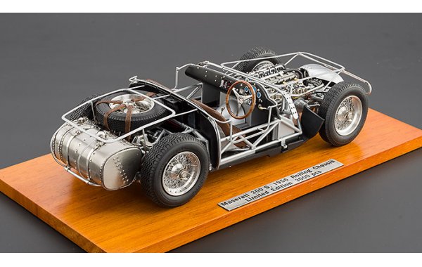 Bild 4 - Maserati 300S 1956 1/18 Chassis