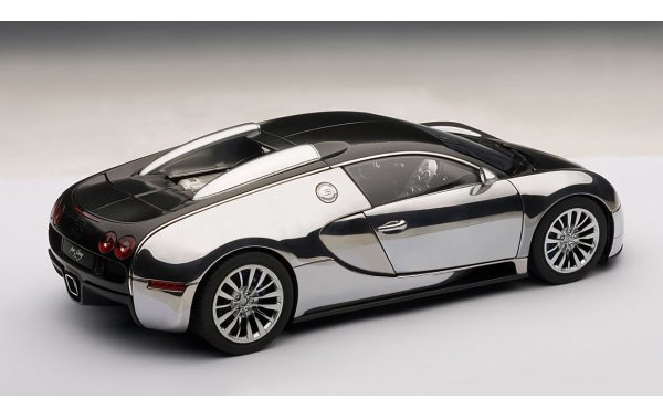 Bild 5 - Bugatti Veyron 16.4 Pur Sang