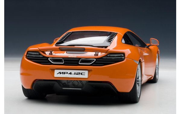 Bild 3 - McLaren MP4-12C