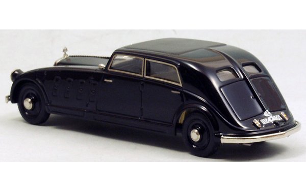 Bild 4 - Maybach DS8 Zeppelin Stromlinie Spohn Ravensburg