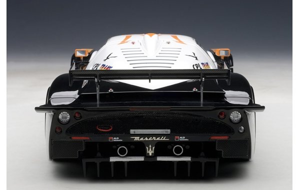Bild 2 - Maserati MC12 FIA GT1 Championchip 2010