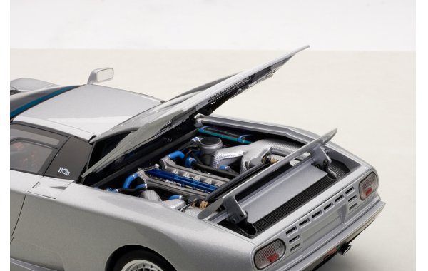 Bild 11 - BUGATTI EB110 GT 1991