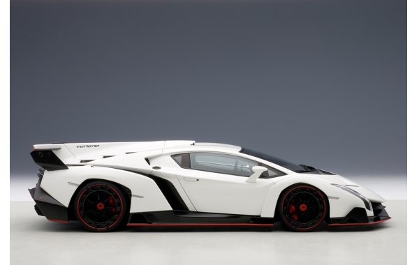 Bild 5 - Lamborghini Veneno 2013