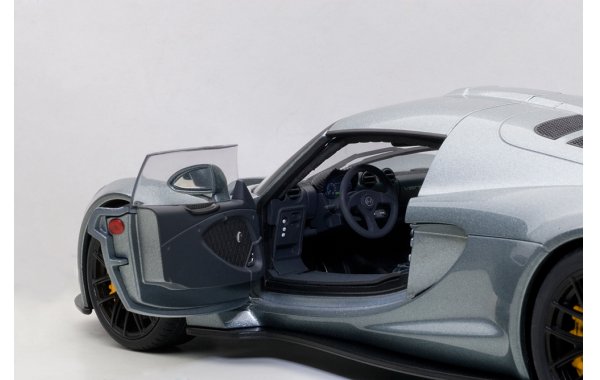 Bild 2 - Hennessey Venom GT Spyder 2010