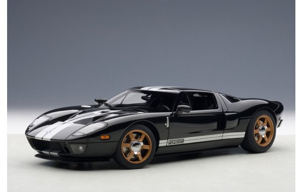 Bild 12 - Ford GT 2004 1/18 Modellauto