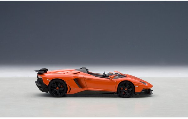 Bild 5 - Lamborghini Aventador J 2012 arancio argos
