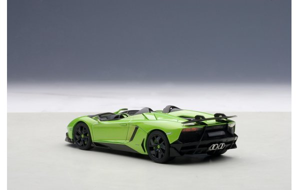 Bild 2 - Lamborghini Aventador J 2012 verde ithaca