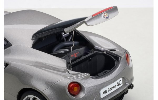 Bild 11 - Alfa Romeo 4C