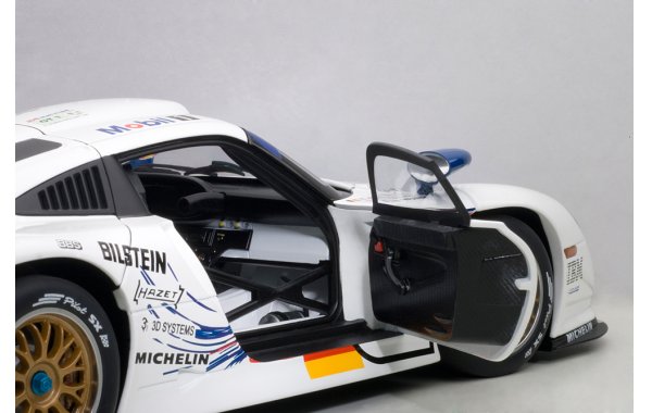 Bild 5 - Porsche 911 GT1 1997 Le Mans Stuck Boutsen Wollek #25