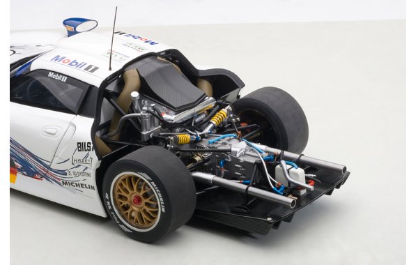 Bild 8 - Porsche 911 GT1 1997 Le Mans Stuck Boutsen Wollek #25