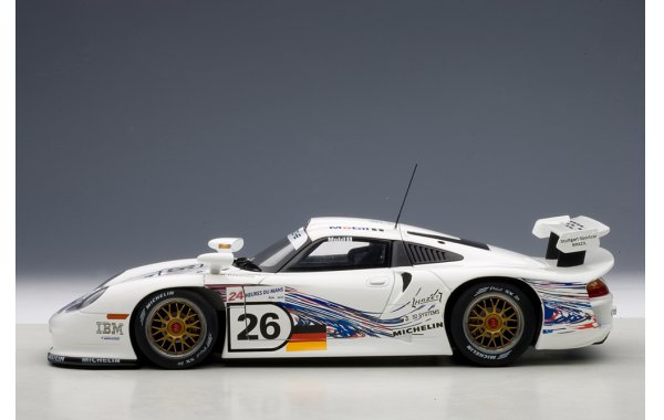 Bild 6 - Porsche 911 GT1 1997 Autoart Modellauto