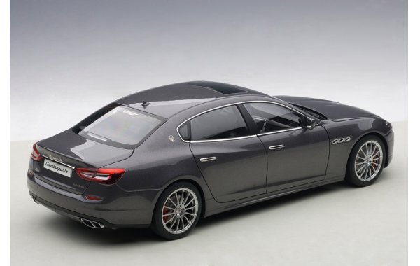 Bild 3 - Maserati Quattroporte GTS 2015