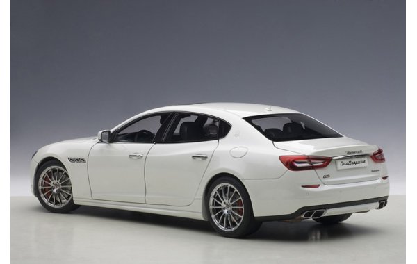Bild 16 - Maserati Quattroporte GTS 2015