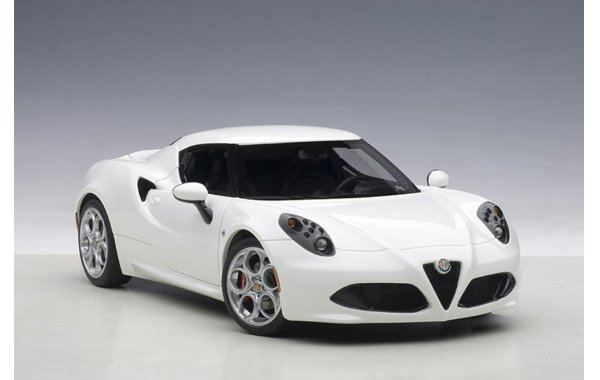 Bild 7 - Alfa Romeo 4C 2013
