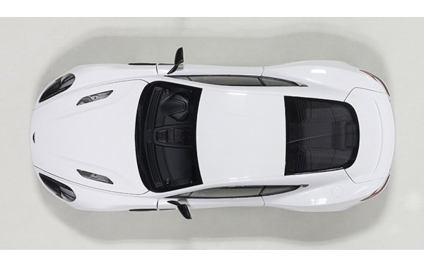 Bild 3 - Aston Martin Vanquish 2015