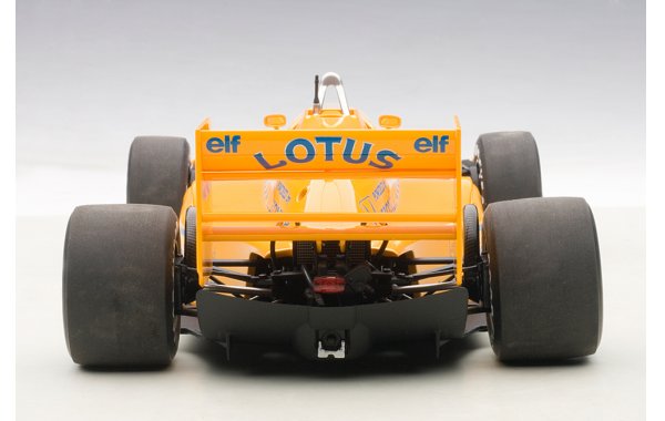 Bild 4 - LOTUS 99T Honda F1 Japanese GP 1987 Senna #12