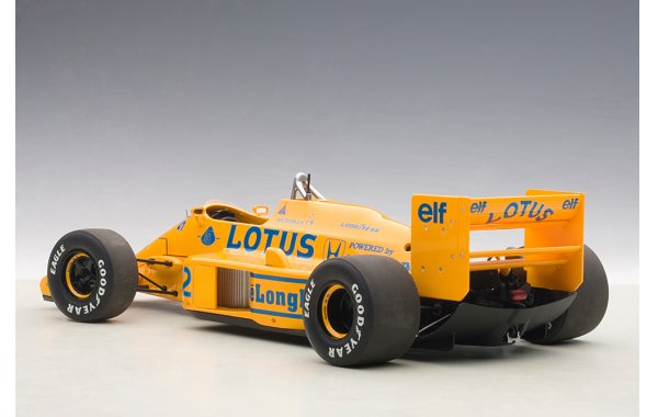 Bild 8 - LOTUS 99T Honda F1 Japanese GP 1987 Senna #12