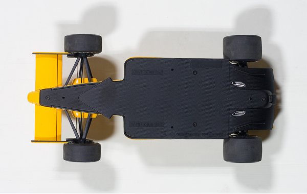 Bild 11 - LOTUS 99T Honda F1 Japanese GP 1987 Senna #12