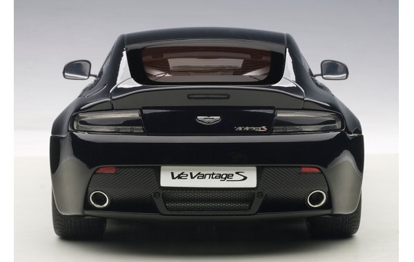 Bild 4 - Aston Martin V12 Vantage S 2015