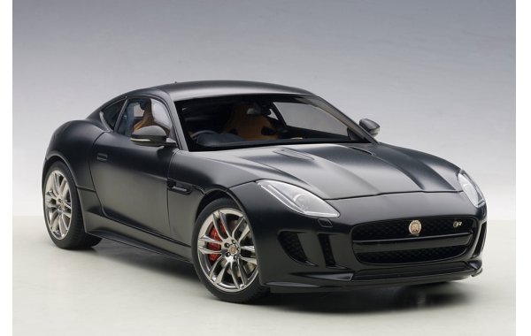 Bild 12 - Jaguar F-Type R Coupe 2015