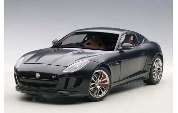 Bild 13 - Jaguar F-Type R Coupe 2015