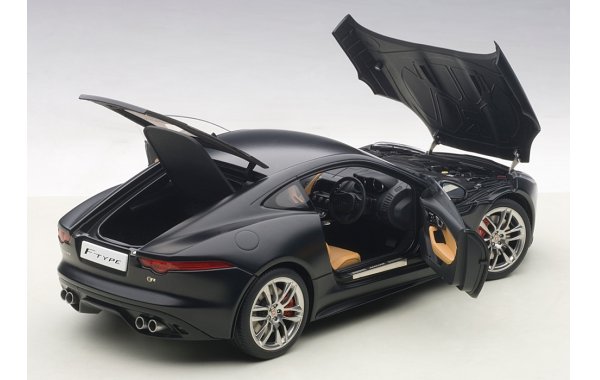 Bild 14 - Jaguar F-Type R Coupe 2015