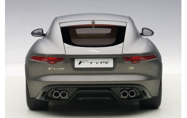 Bild 12 - Jaguar F-Type R Coupe 2015