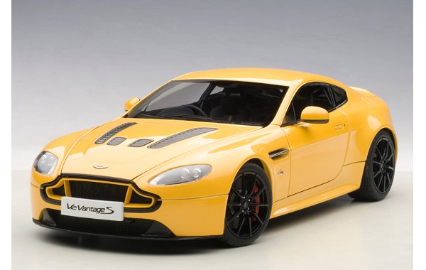 Bild 4 - Aston Martin V12 Vantage S 2015