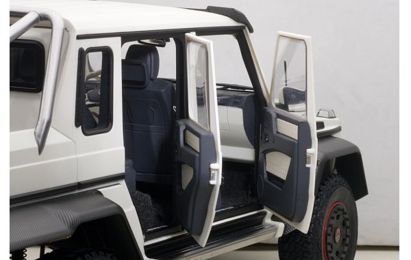 Bild 13 - Mercedes Benz G63 AMG 6x6 2013