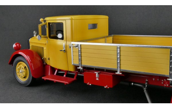 Bild 10 - Mercedes-Benz LO 2750 mit Pritschenaufbau 1933-1936