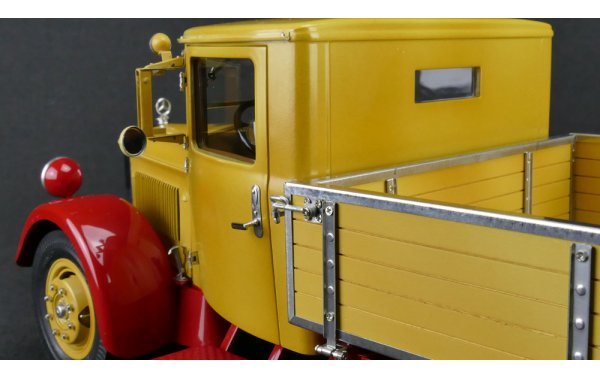 Bild 13 - Mercedes-Benz LO 2750 mit Pritschenaufbau 1933-1936