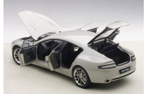 Bild 2 - Aston Martin Rapide S 2015