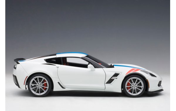 Bild 2 - Chevrolet Corvette C7 Grand Sport 2017 Composite Model
